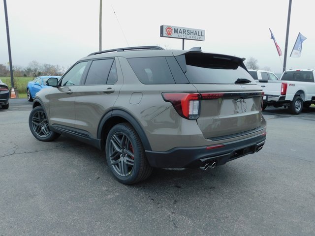 New 2026 Ford Explorer ST w/ Sun And Sound Package image 7