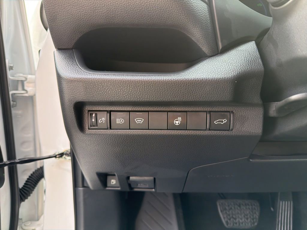 Used 2025 Toyota RAV4 XLE w/ Convenience Package AWD/4WD image 26