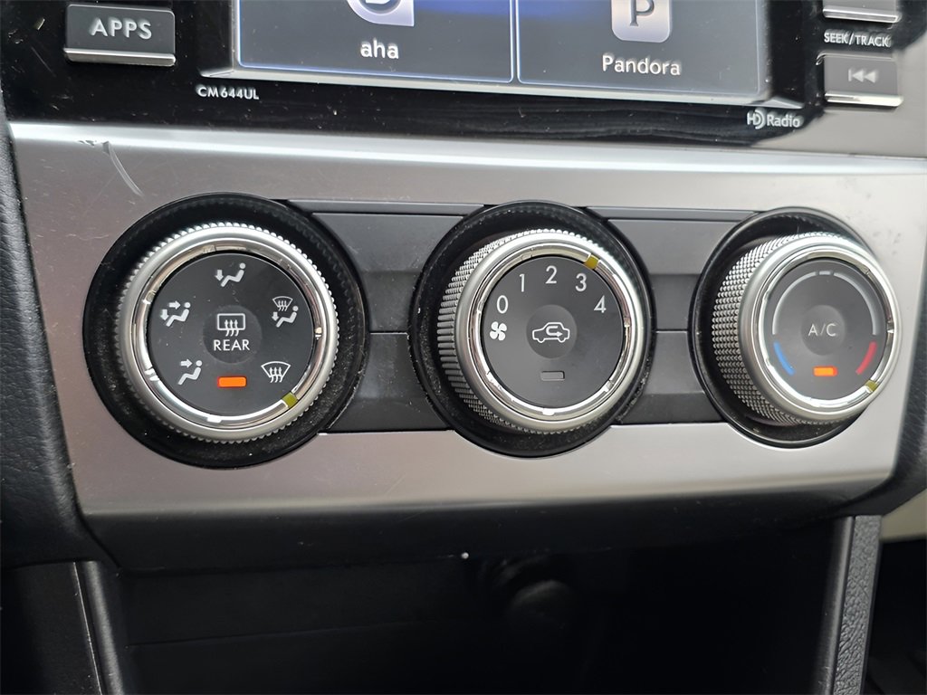 Used 2015 Subaru Crosstrek 2.0i Premium w/ Moonroof Package image 30