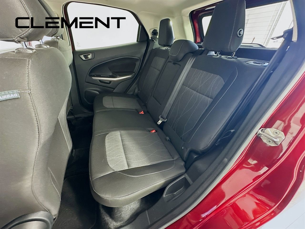 Used 2021 Ford EcoSport SE w/ SE Convenience Package AWD/4WD image 32