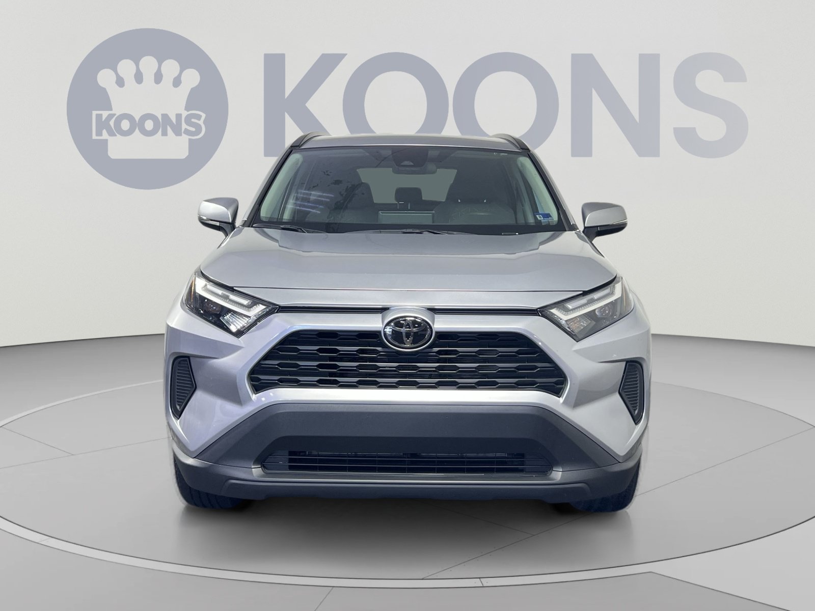 Used 2025 Toyota RAV4 XLE AWD/4WD image 11
