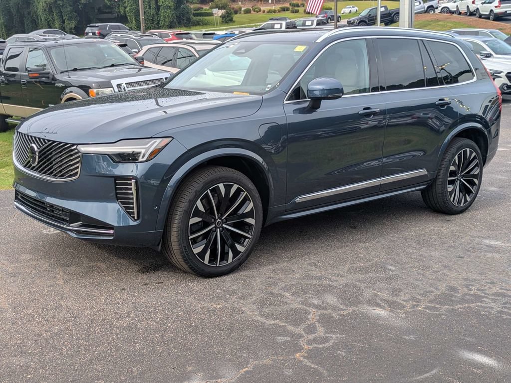 Certified 2026 Volvo XC90 T8 Ultra w/ Protection Package Premier AWD/4WD image 2