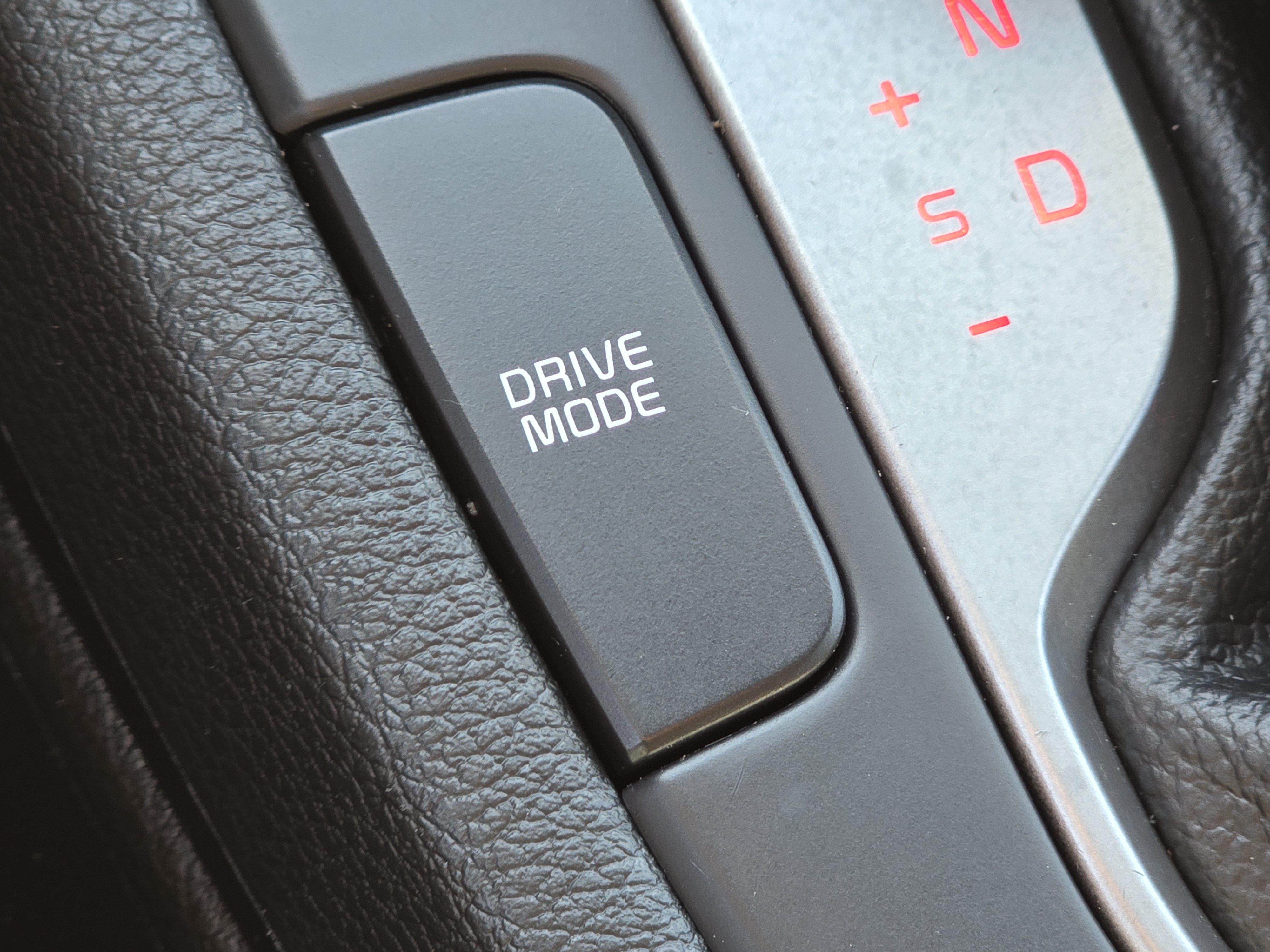 Used 2020 Kia Forte LXS FWD image 7