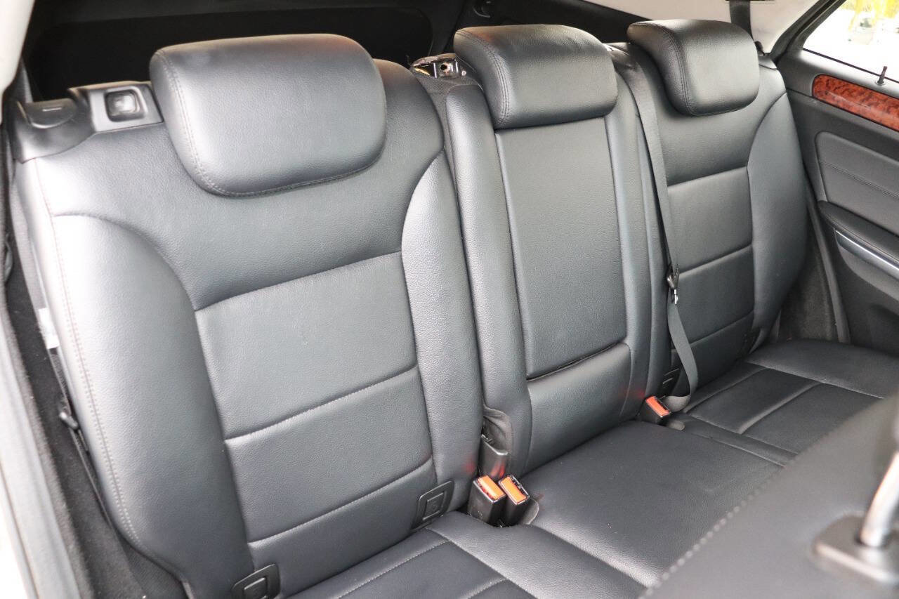 Used 2009 Mercedes-Benz ML 320 BlueTEC 4MATIC image 46