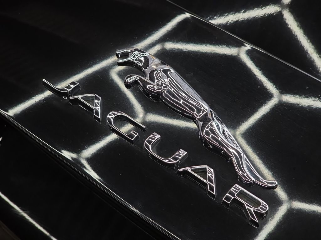 Used 2014 Jaguar F-TYPE S image 25