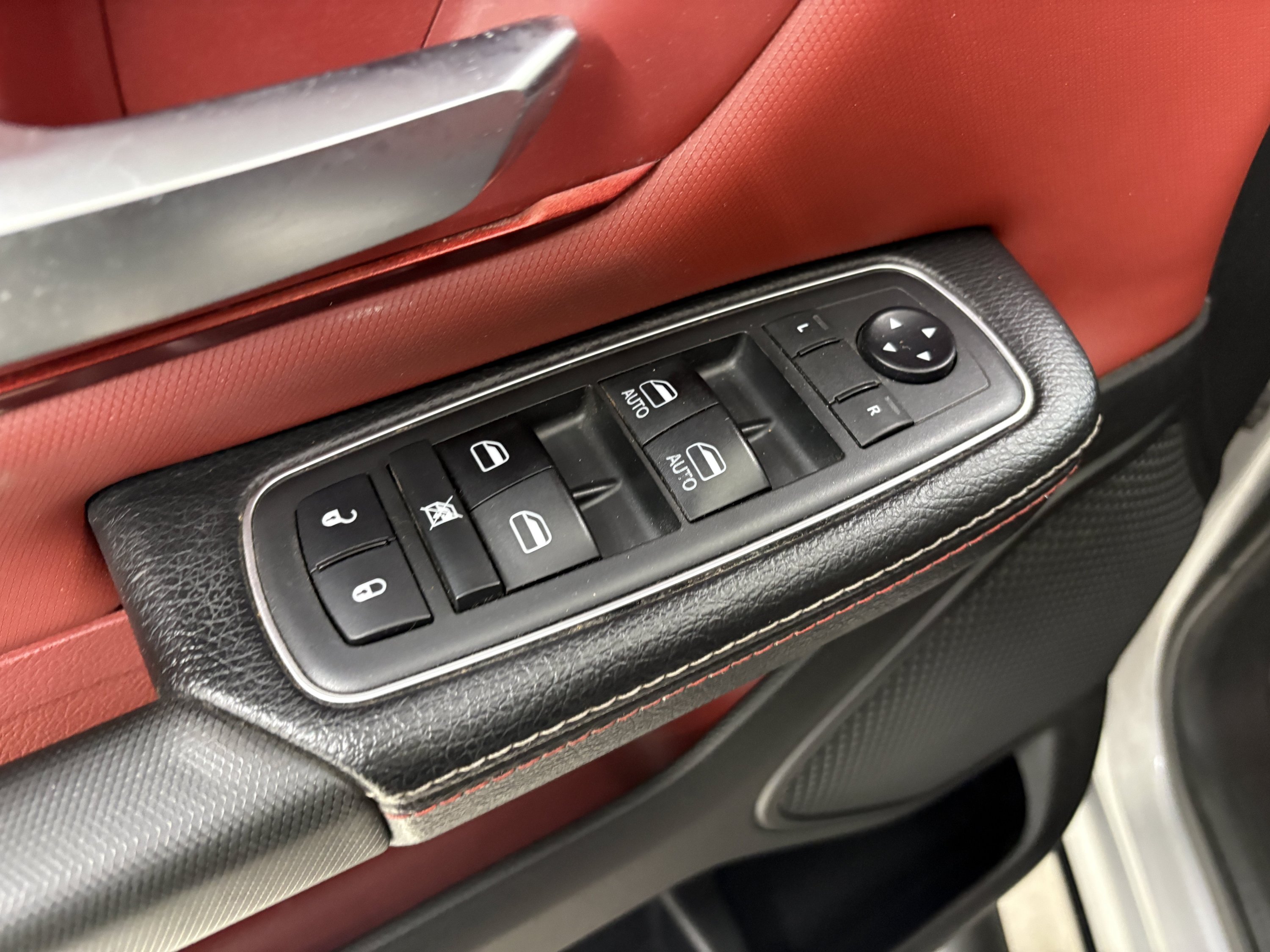 Used 2019 RAM 1500 Rebel AWD/4WD image 24