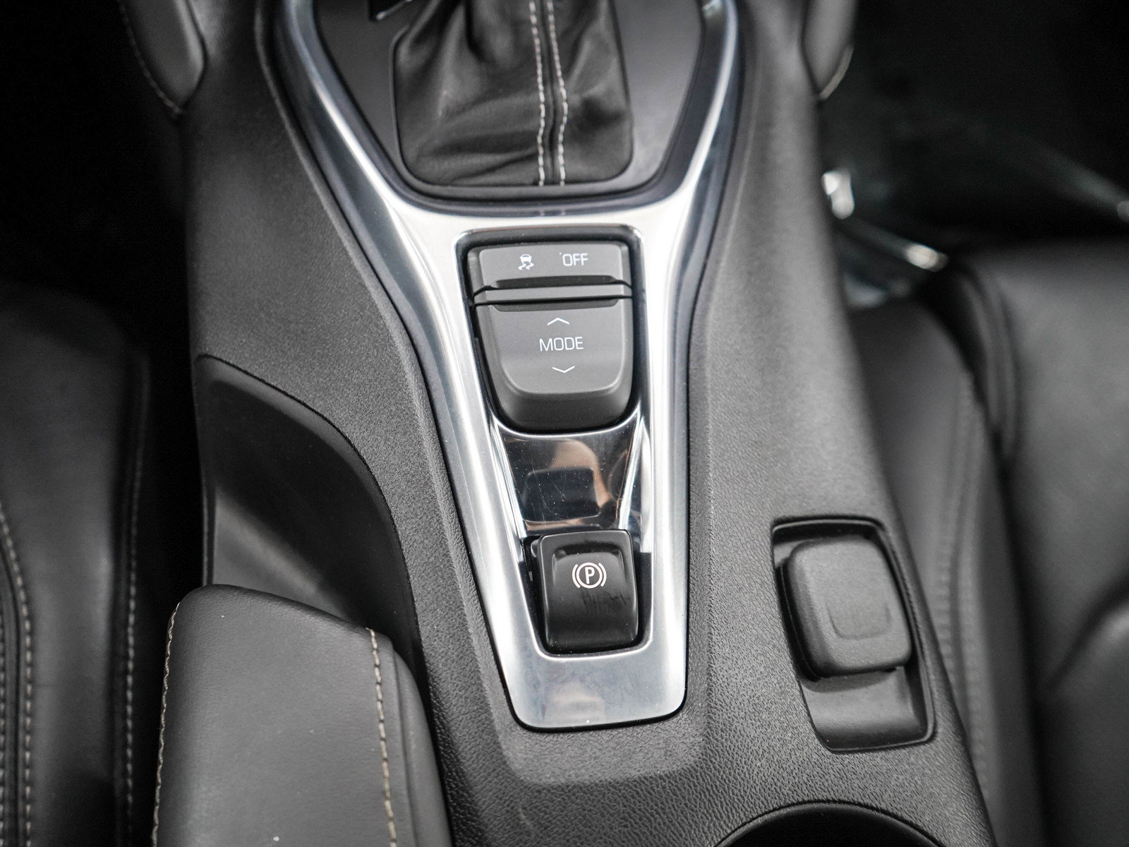 Used 2017 Chevrolet Camaro SS RWD image 19