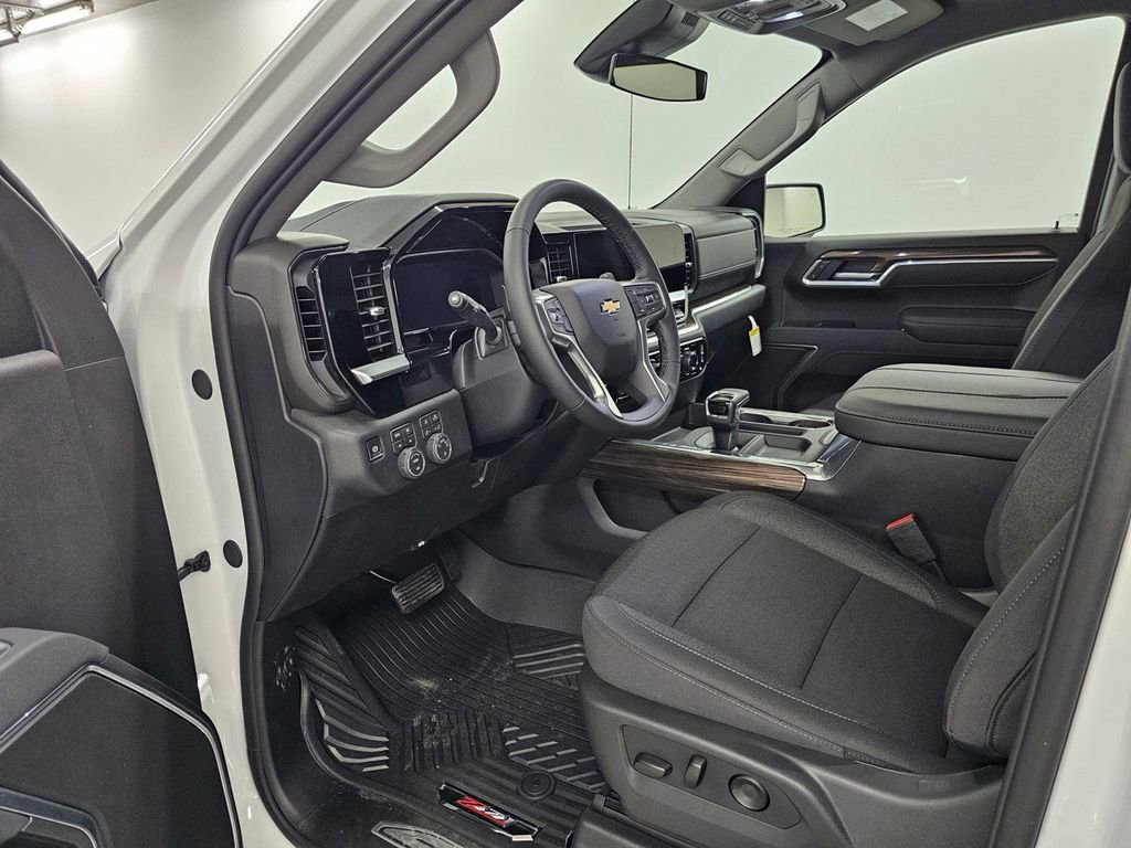 New 2026 Chevrolet Silverado 1500 LT AWD/4WD image 17