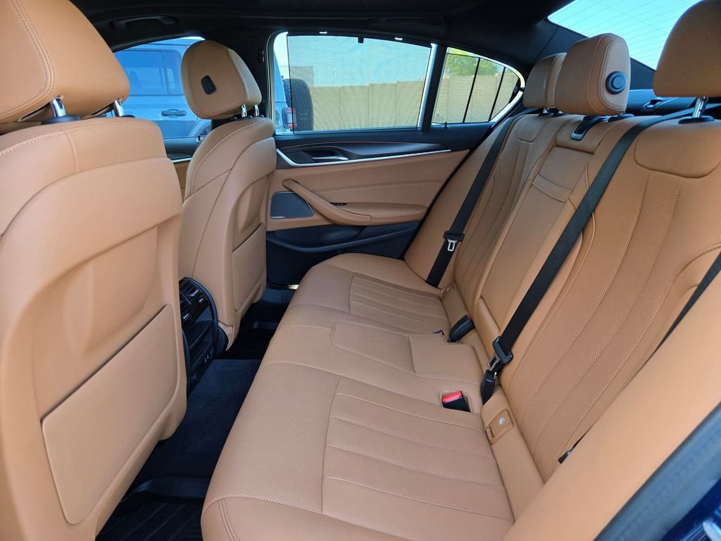 Used 2023 BMW 540i xDrive w/ Executive Package AWD/4WD image 15