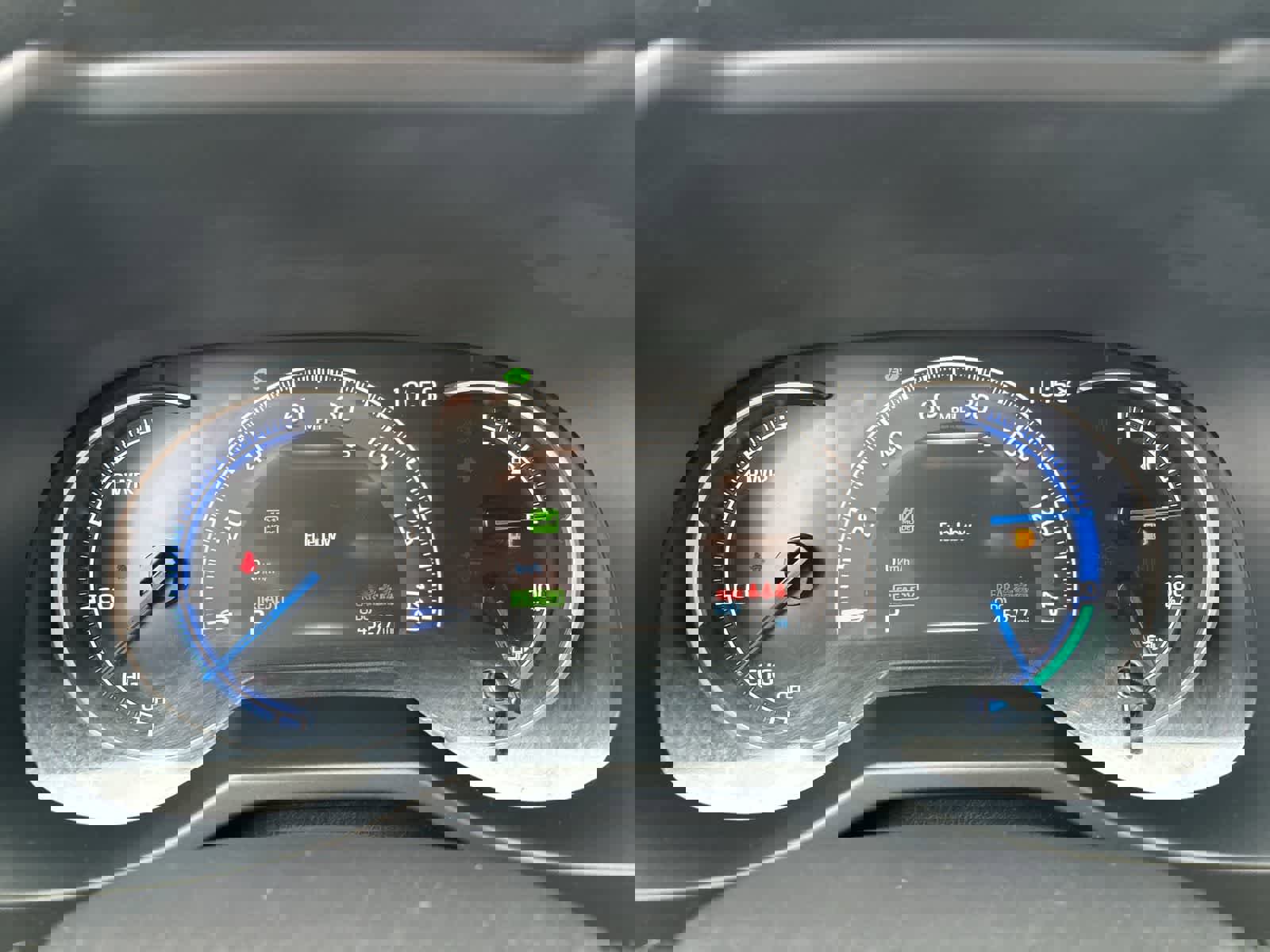 Used 2022 Toyota RAV4 XSE w/ Weather Package image 15