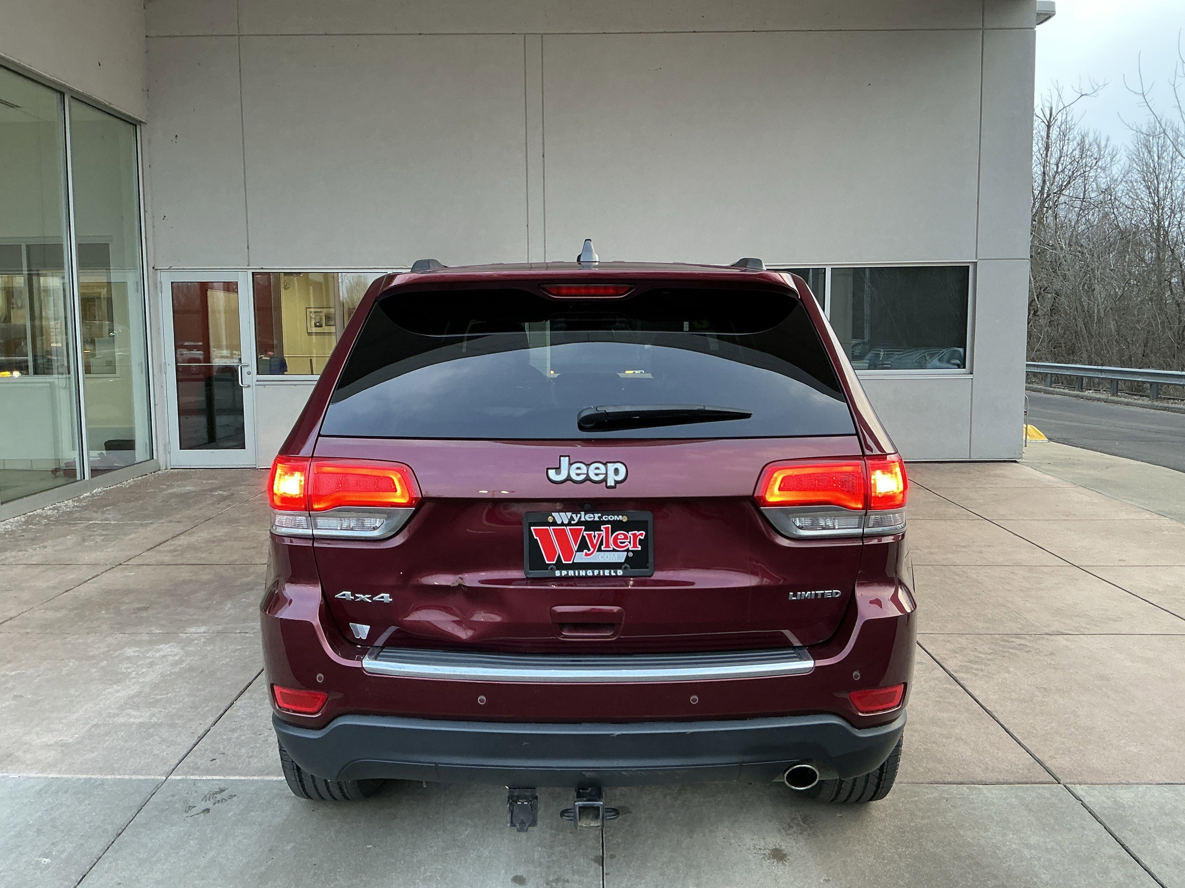 Used 2016 Jeep Grand Cherokee Limited w/ Luxury Group II image 21