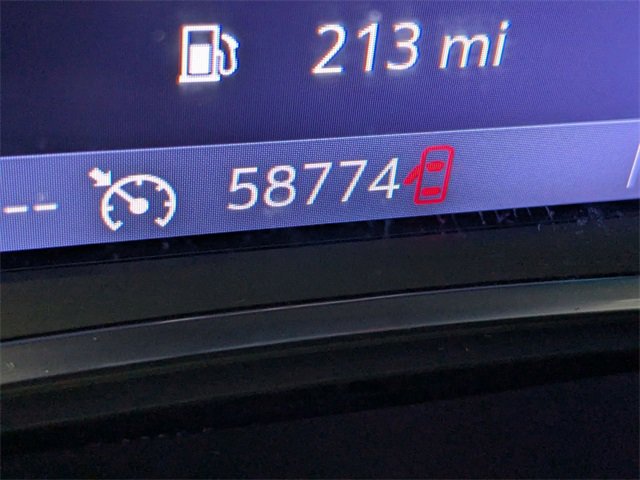 Used 2020 Chevrolet Traverse LT image 19