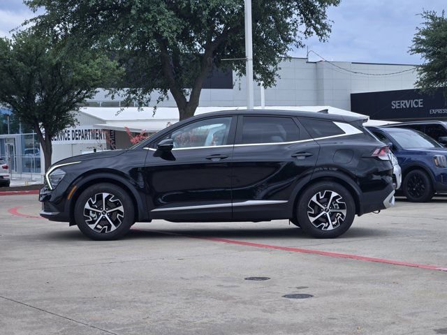 Certified 2024 Kia Sportage EX FWD image 4