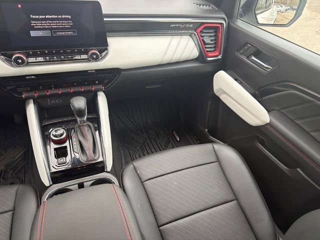 Used 2023 GMC Canyon AT4X image 23