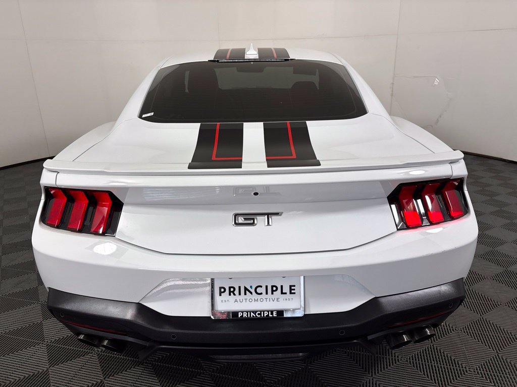 Used 2025 Ford Mustang GT Premium RWD image 6