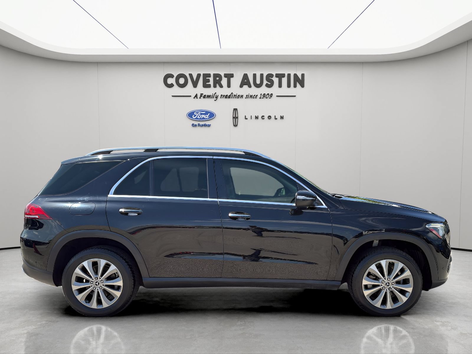 Used 2020 Mercedes-Benz GLE 350 4MATIC w/ Premium Package image 6