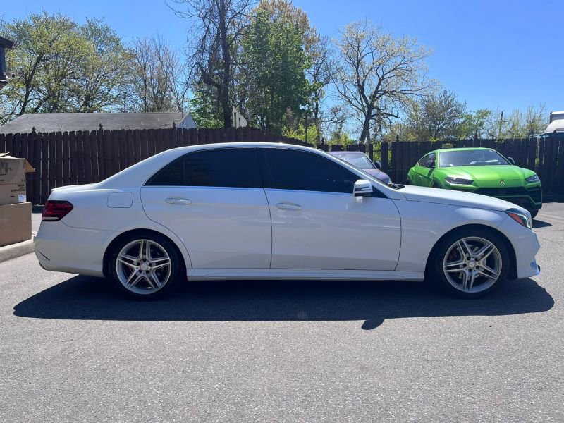 Used 2015 Mercedes-Benz E 400 4MATIC Sedan image 7