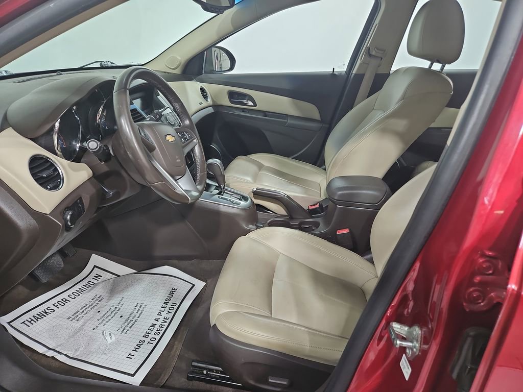 Used 2011 Chevrolet Cruze LTZ image 9