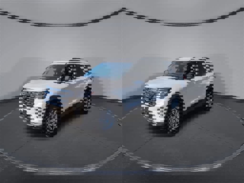 New 2026 Ford Explorer Active image 4