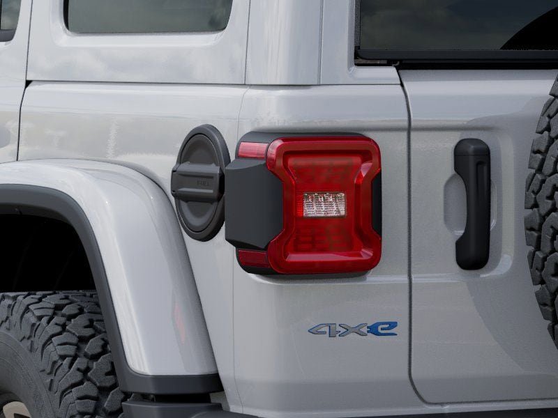 New 2025 Jeep Wrangler Unlimited Rubicon 4xe image 9
