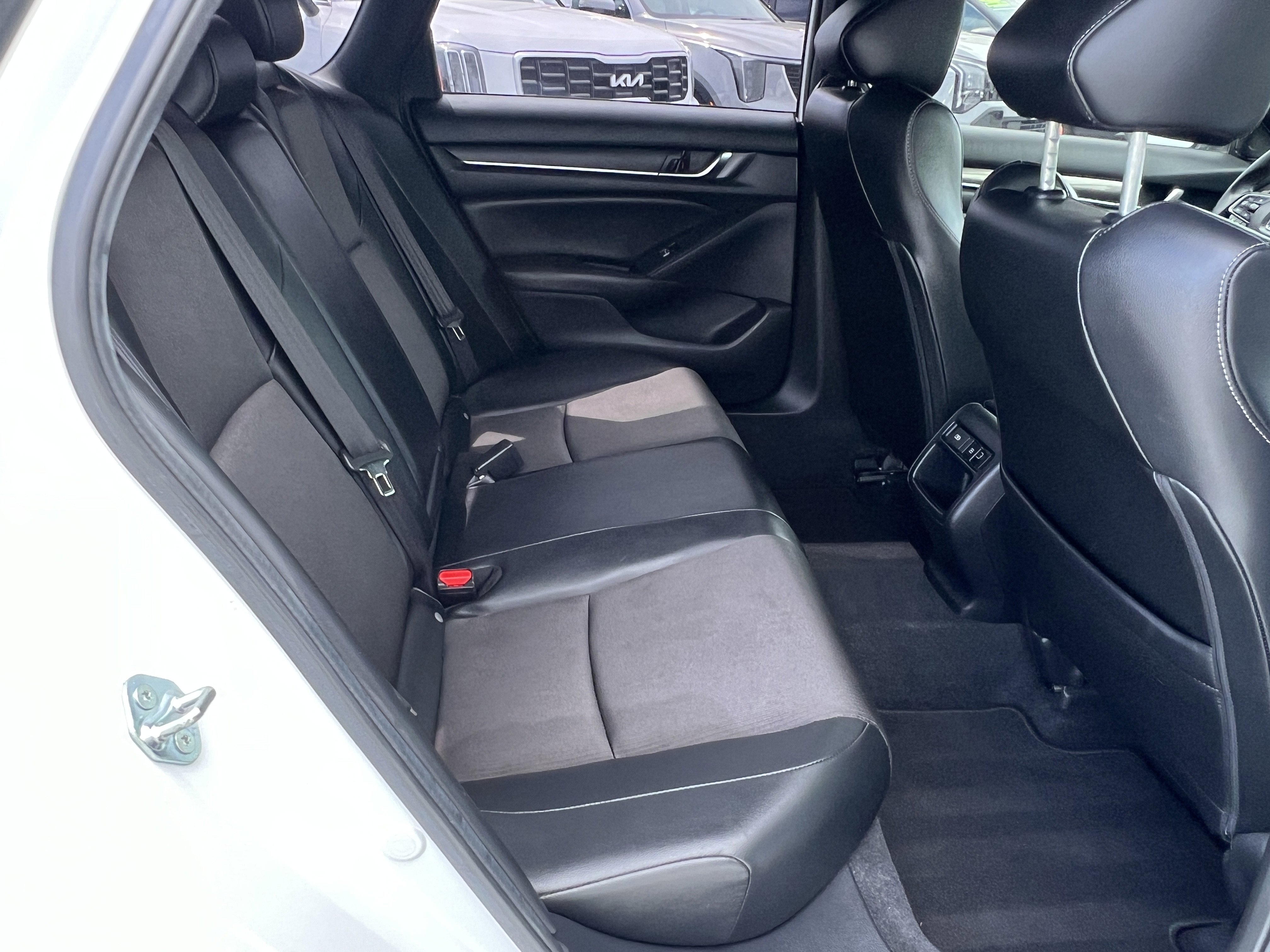 Used 2022 Honda Accord Sport image 19