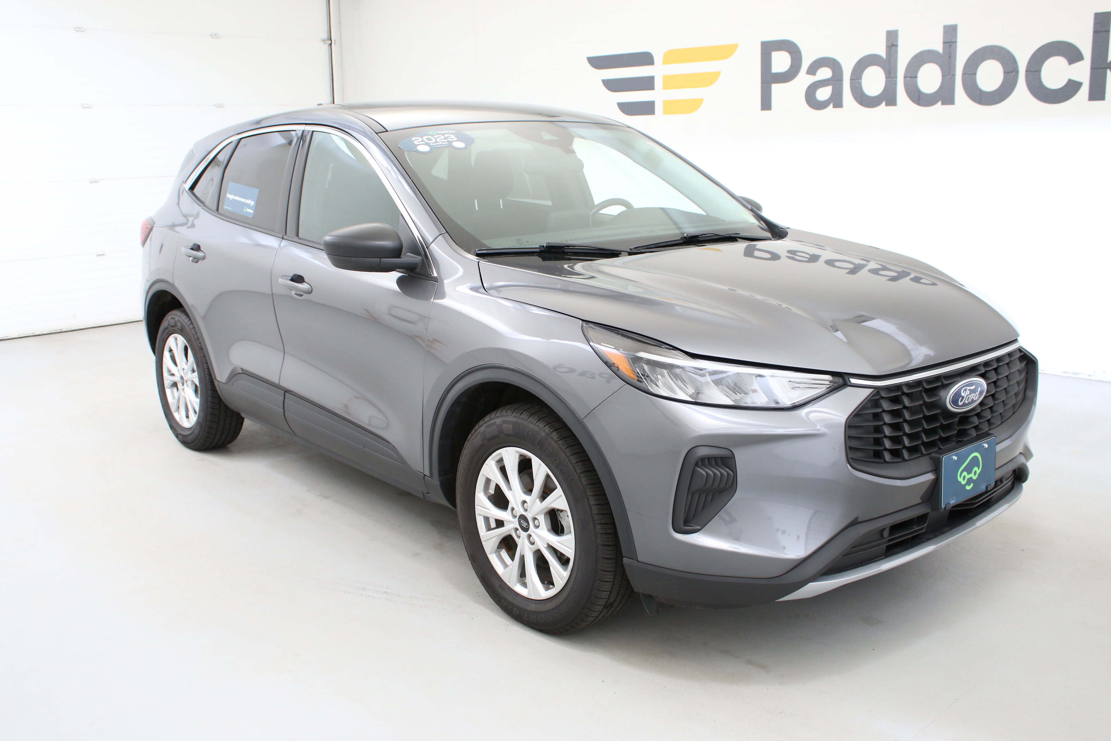Used 2023 Ford Escape Active AWD/4WD image 2