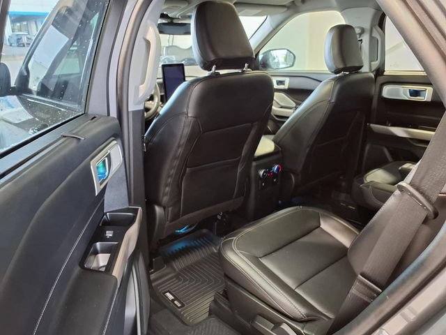 Used 2023 Ford Explorer Limited w/ Limited Technology Package RWD image 20