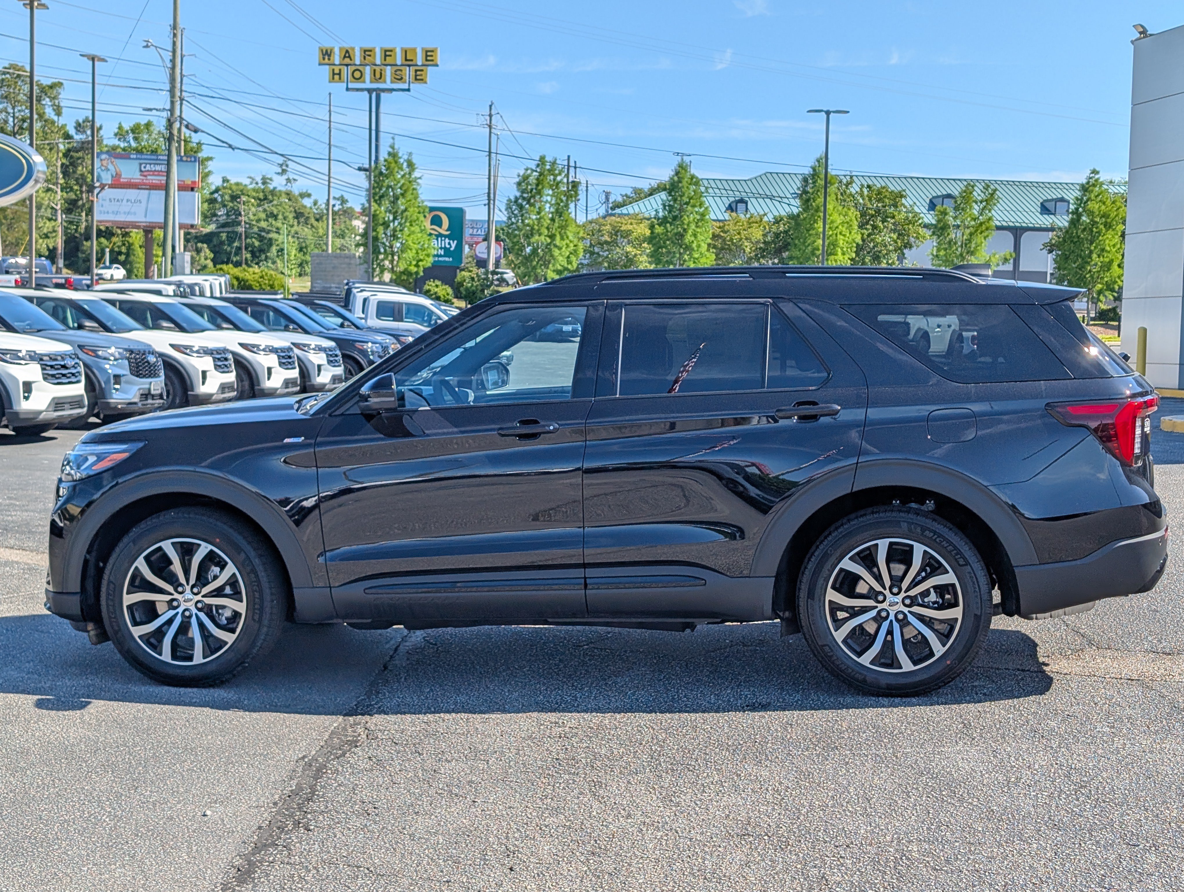 New 2026 Ford Explorer ST-Line RWD image 14