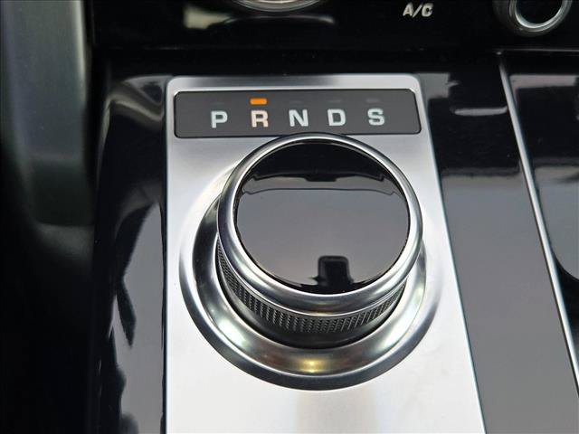 Used 2019 Land Rover Range Rover Long Wheelbase Supercharged AWD/4WD image 9