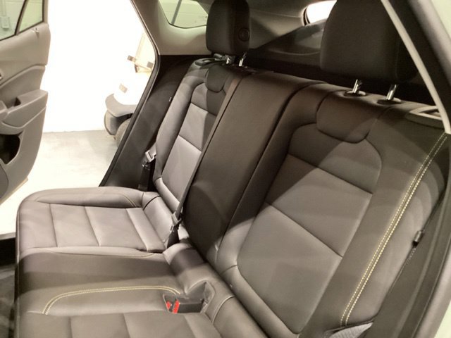 Used 2024 Chevrolet Trax ACTIV w/ Sunroof Package FWD image 22