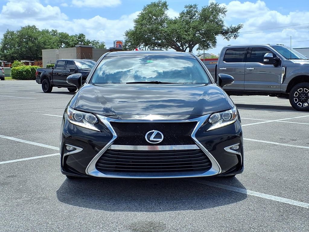 Used 2016 Lexus ES 350 w/ Accessory Package 2 FWD image 2