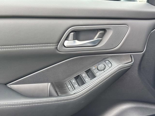 New 2026 Nissan Rogue Dark Armor image 24