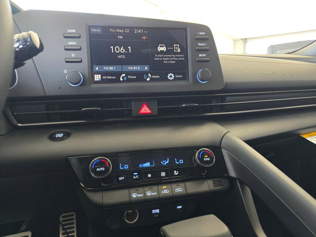 New 2026 Hyundai Elantra Sport w/ Cargo Package FWD image 24