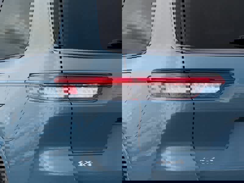 New 2026 Jeep Grand Cherokee L Limited image 9