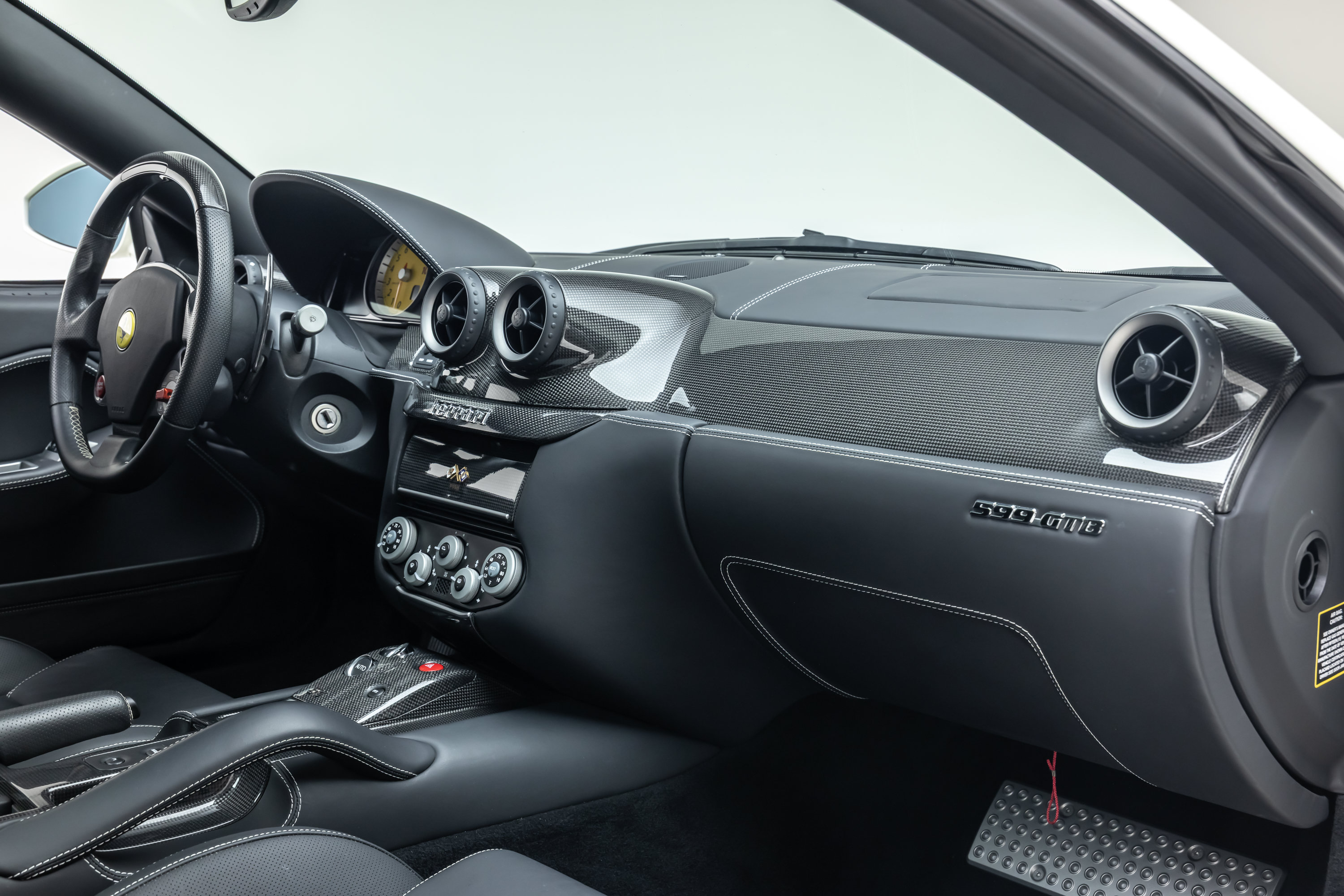 Certified 2010 Ferrari 599 GTB Fiorano RWD image 53