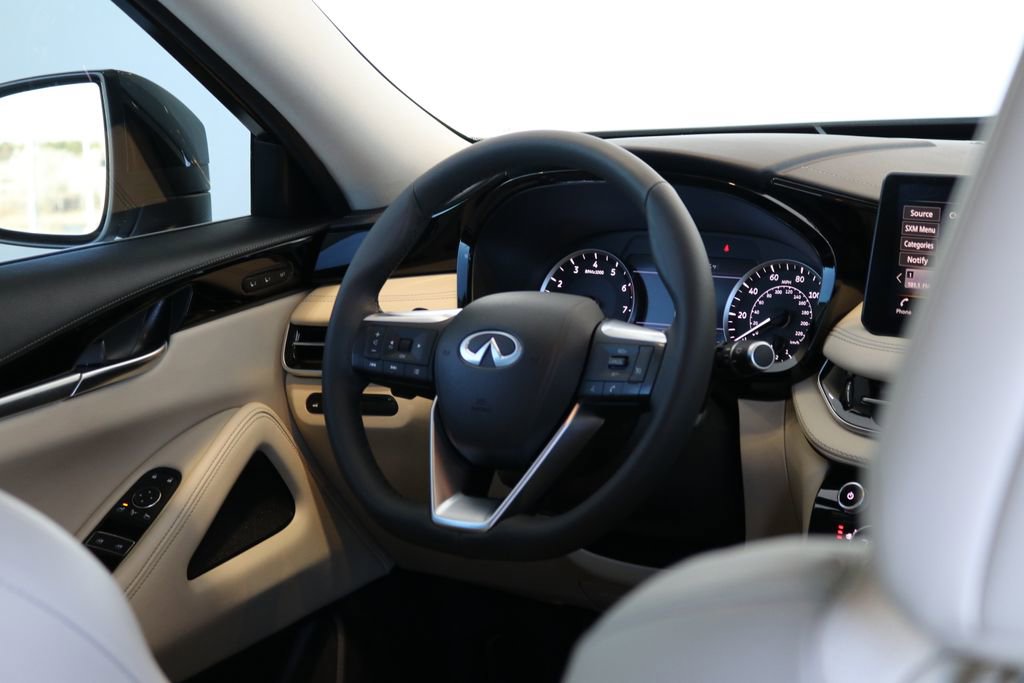 Certified 2025 INFINITI QX60 Pure image 36