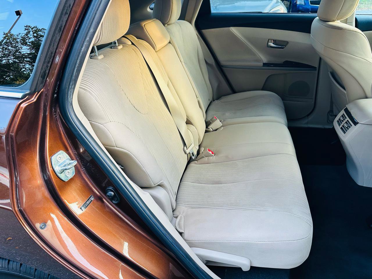 Used 2010 Toyota Venza image 19