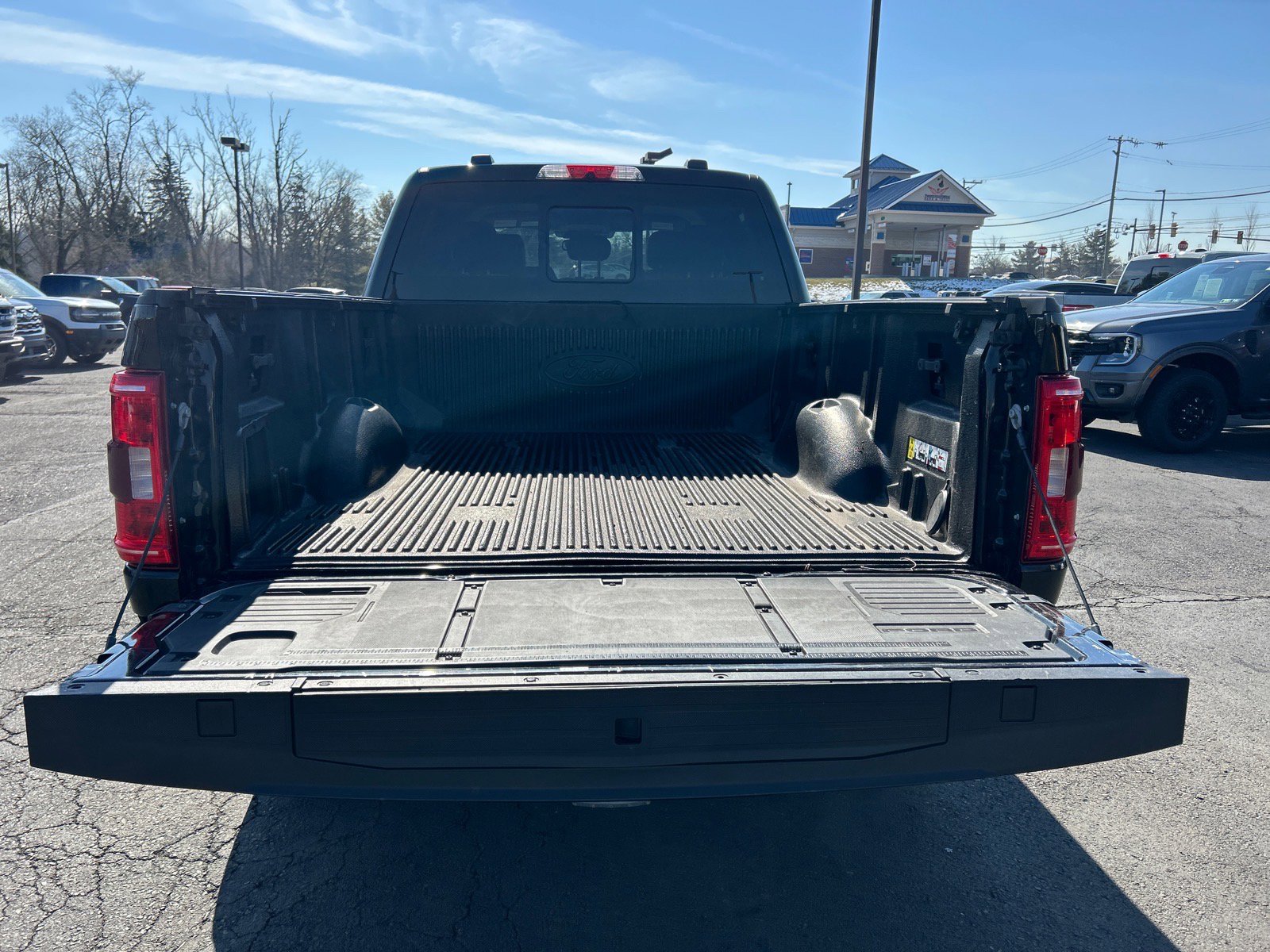 Certified 2021 Ford F150 XLT w/ Equipment Group 302A High image 11