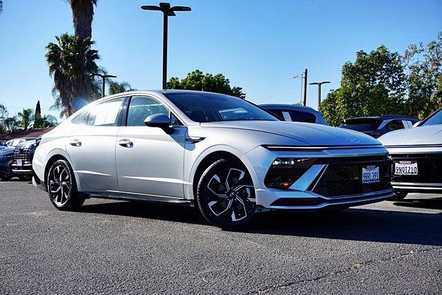 Certified 2024 Hyundai Sonata SEL image 2