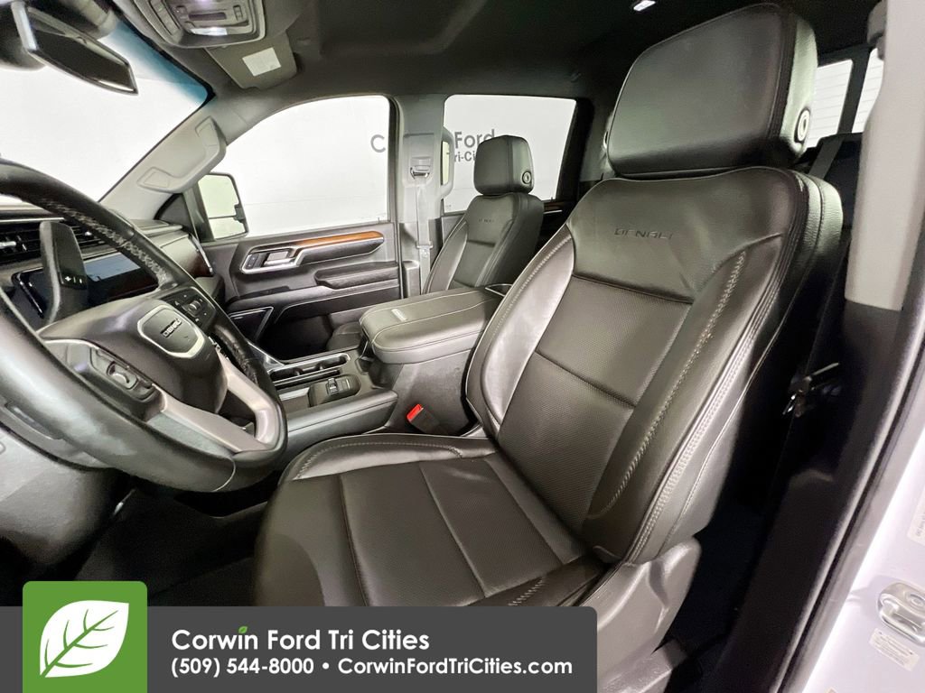 Used 2025 GMC Sierra 3500 Denali image 23