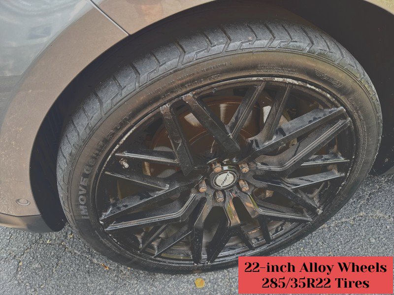 Used 2020 Land Rover Range Rover Sport SE AWD/4WD image 36