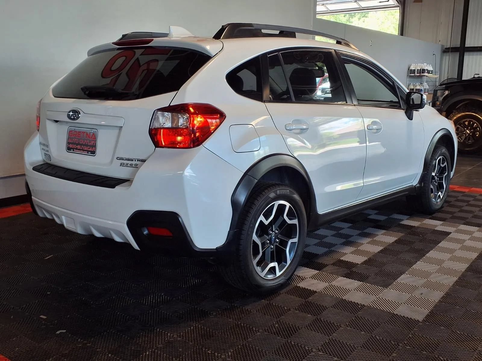 Used 2016 Subaru Crosstrek 2.0i Limited w/ Popular Package #2 AWD/4WD image 8