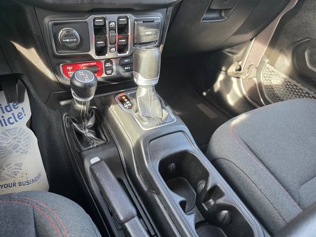 Used 2025 Jeep Wrangler Unlimited Rubicon image 21