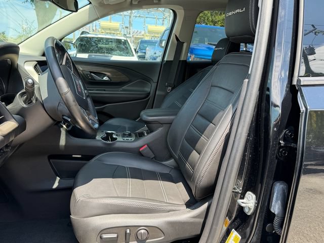 Used 2023 GMC Terrain Denali w/ Black Diamond Edition AWD/4WD image 12