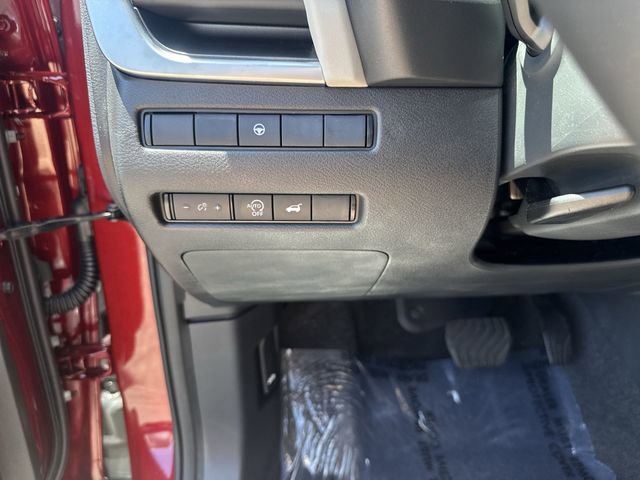 Used 2026 Nissan Rogue SV FWD image 25