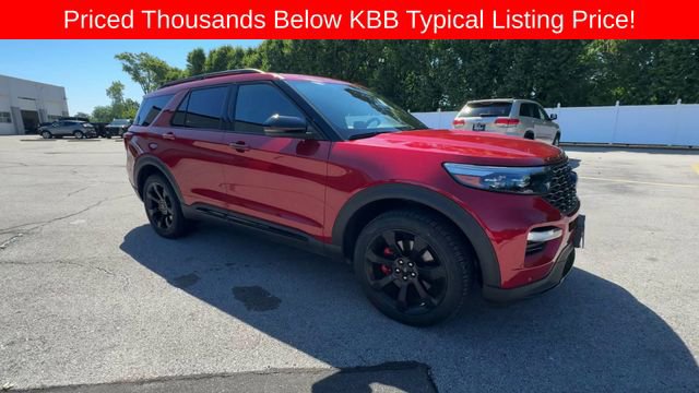 Used 2022 Ford Explorer ST w/ Equipment Group 401A AWD/4WD image 2