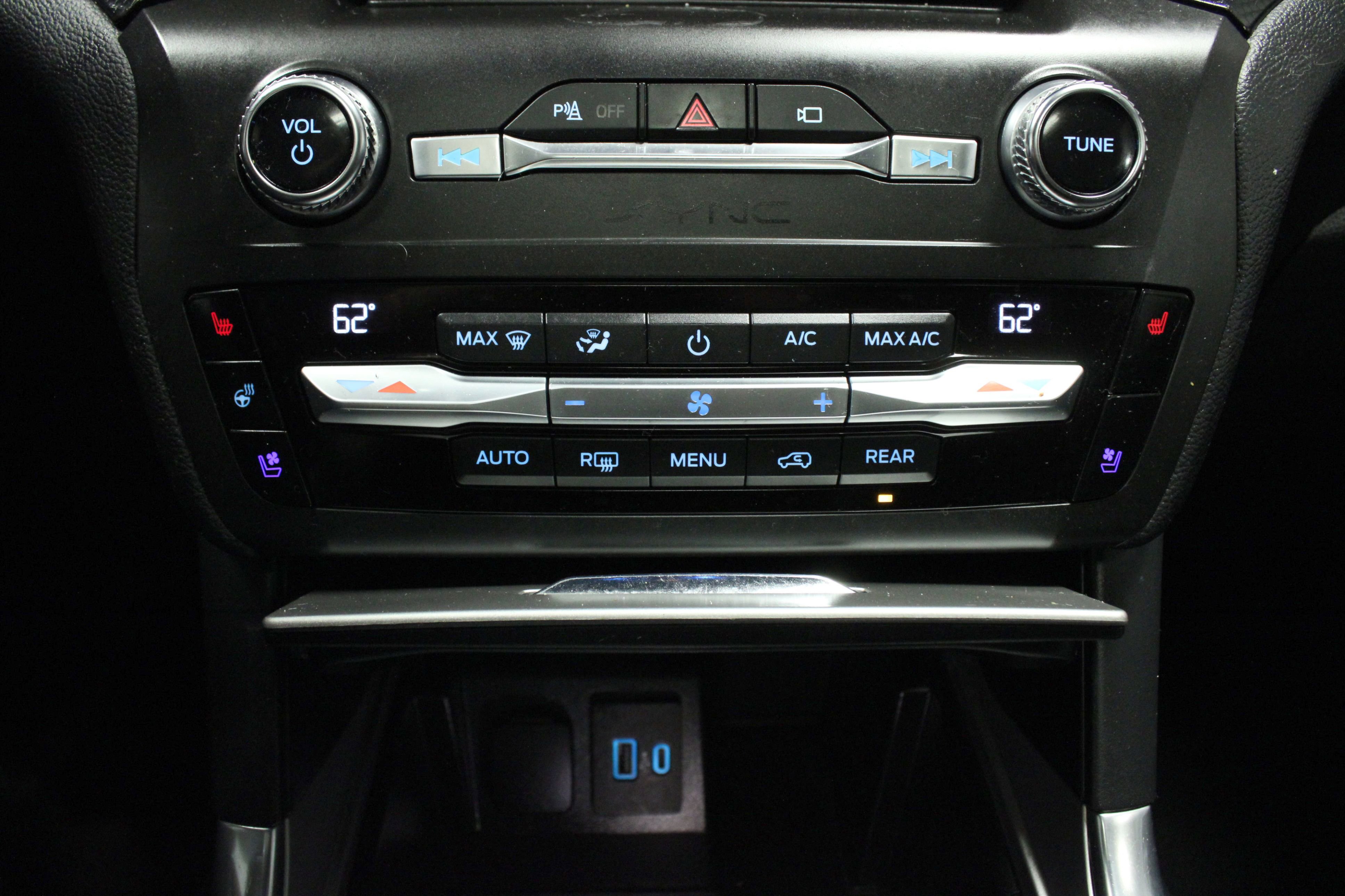 Used 2020 Ford Explorer ST image 26