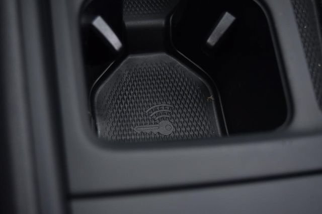 New 2026 Volkswagen Tiguan SE R-Line AWD/4WD image 16