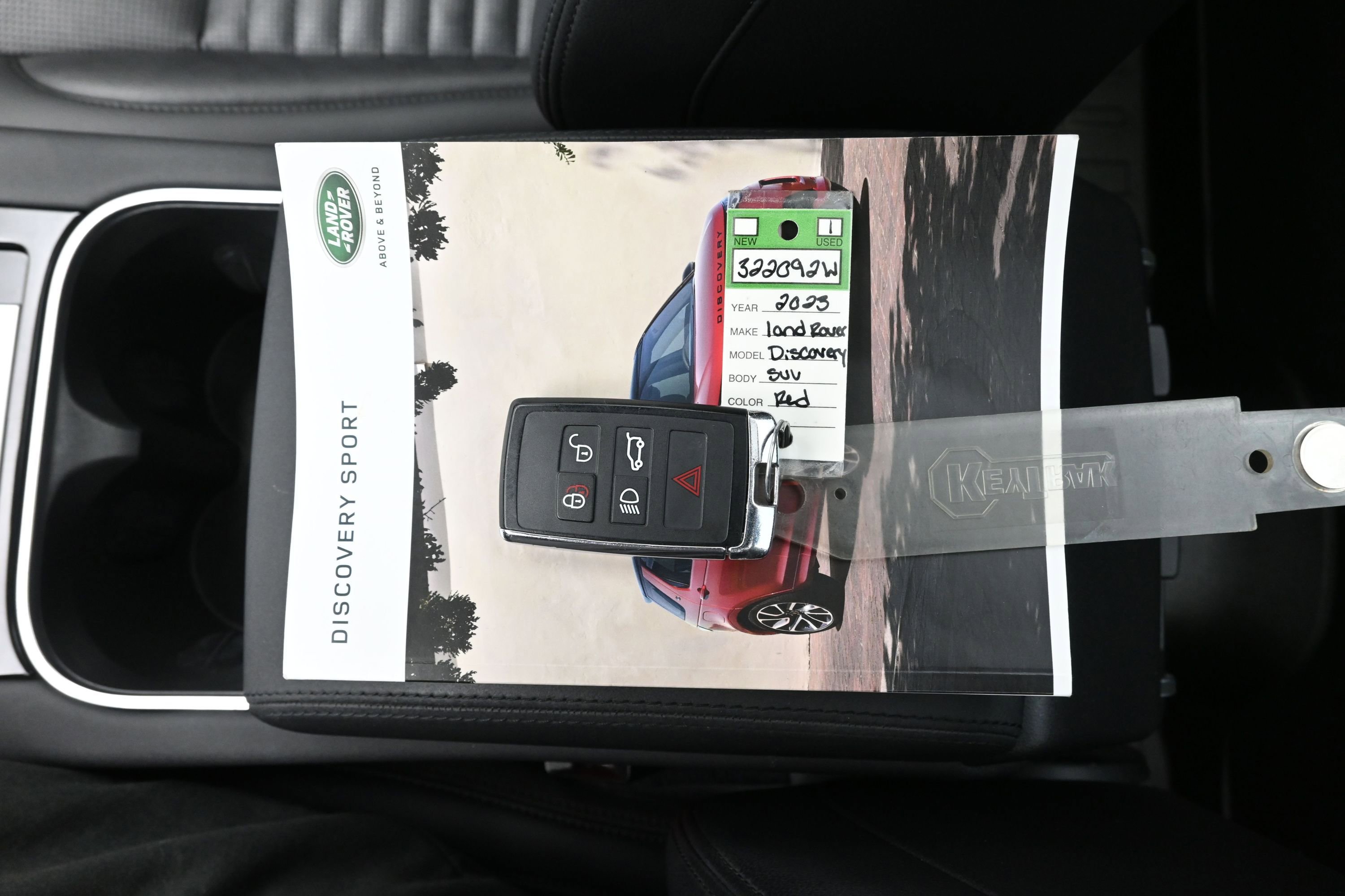 Used 2023 Land Rover Discovery Sport SE AWD/4WD image 20