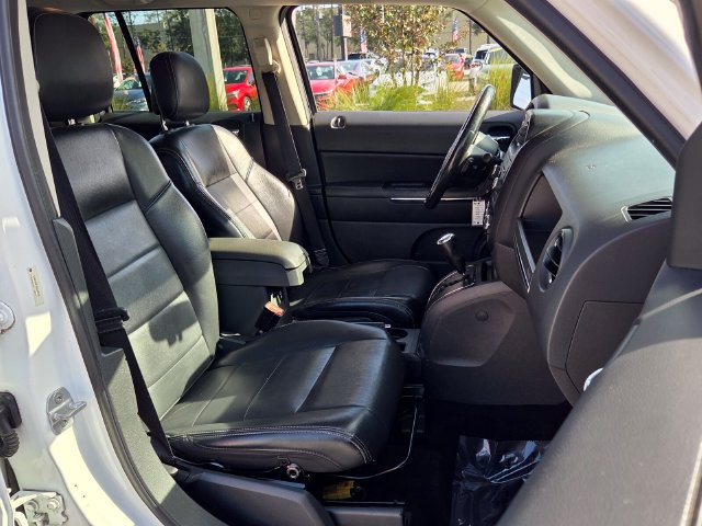 Used 2011 Jeep Patriot Latitude AWD/4WD image 19